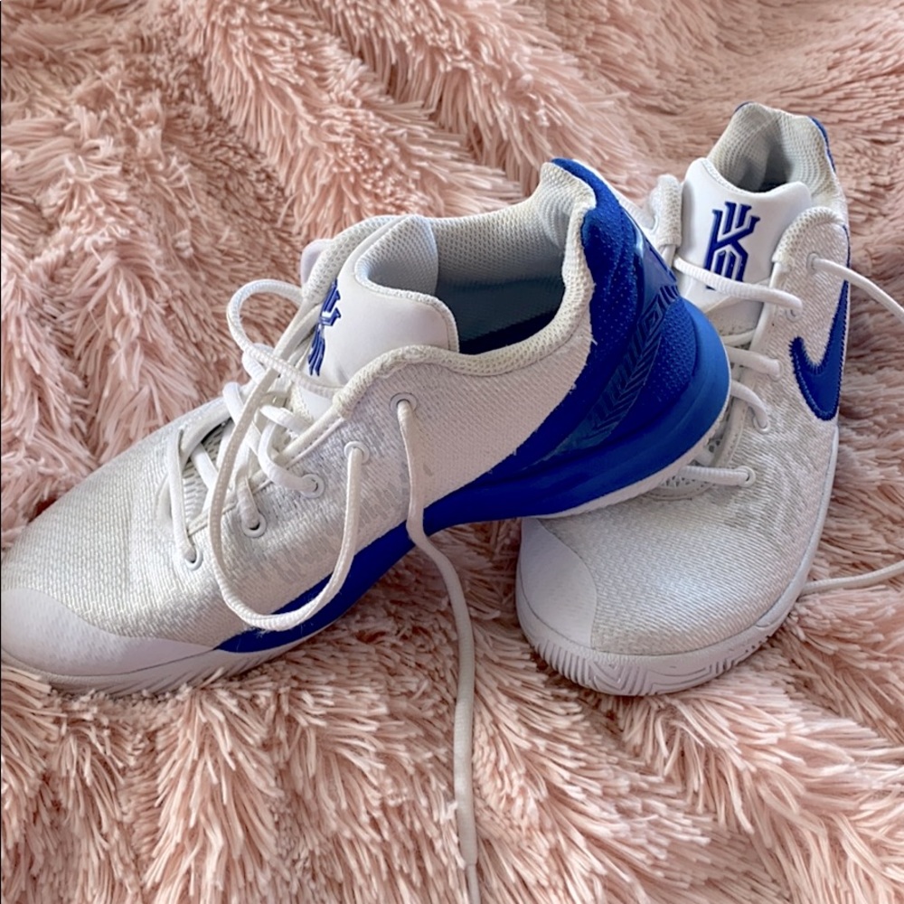 Basketball shoes/ indoor sport shoe!!